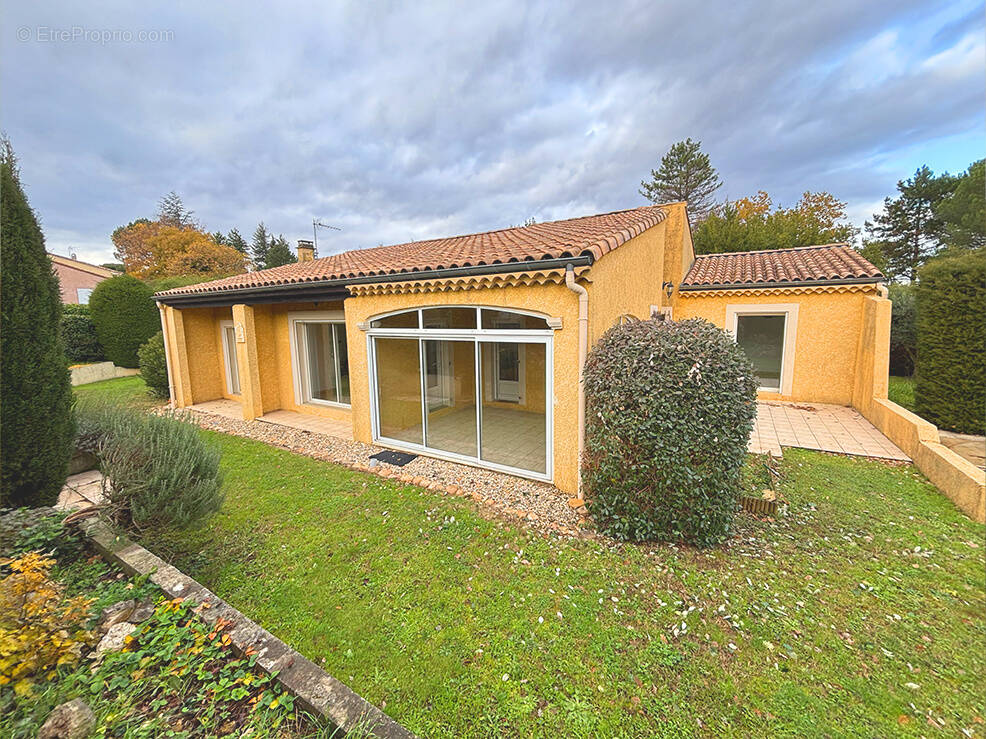 Maison à MALATAVERNE