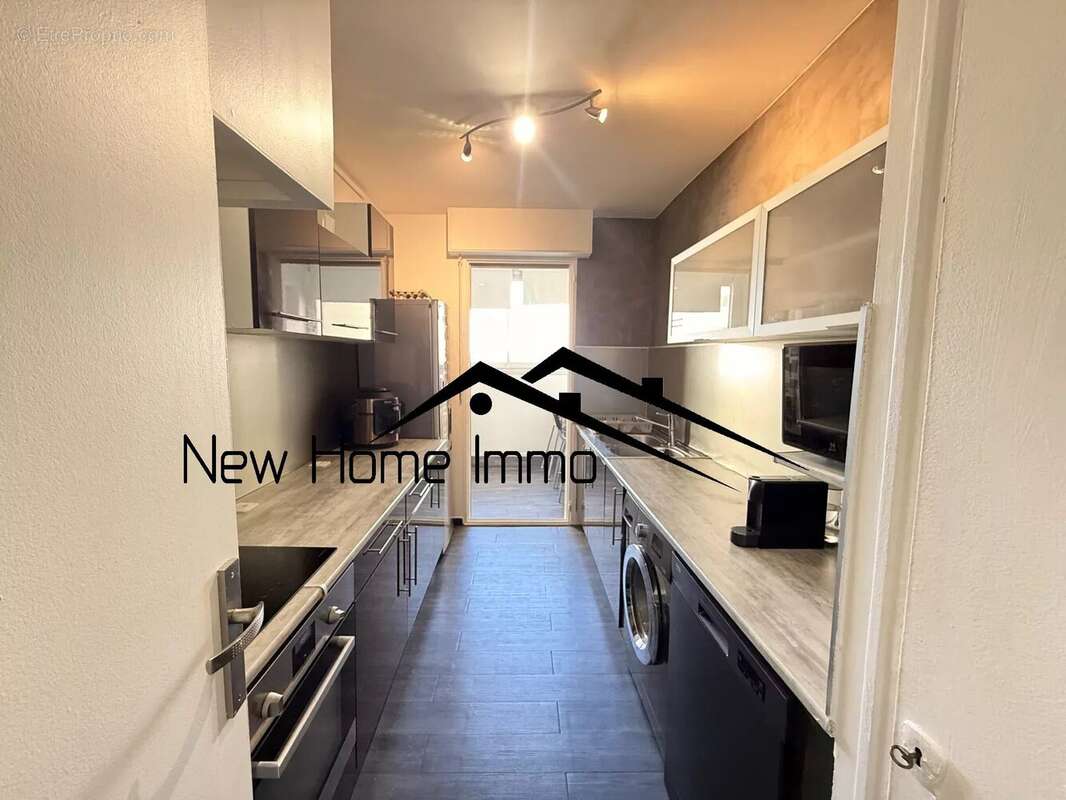 Appartement à MARSEILLE-9E