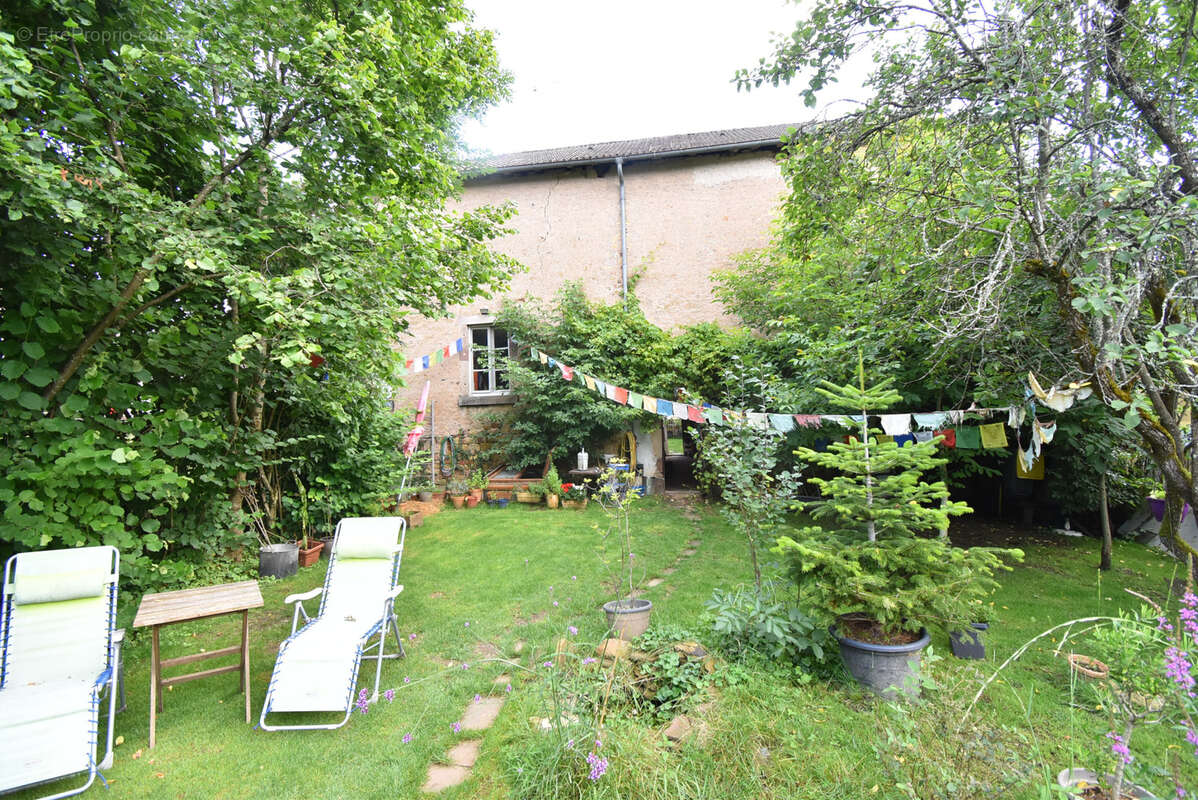 Maison à HAUTEVELLE