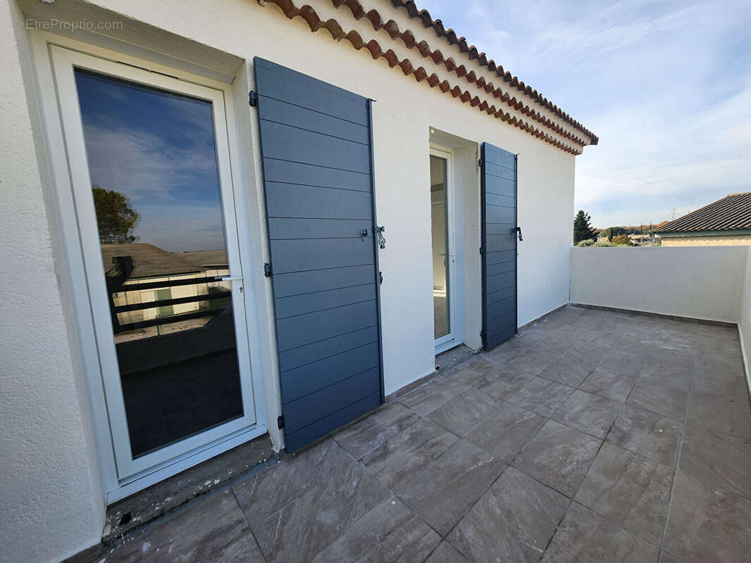 Maison à MORIERES-LES-AVIGNON