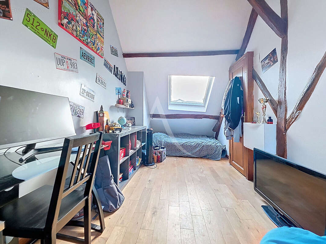 Maison à MANTES-LA-JOLIE