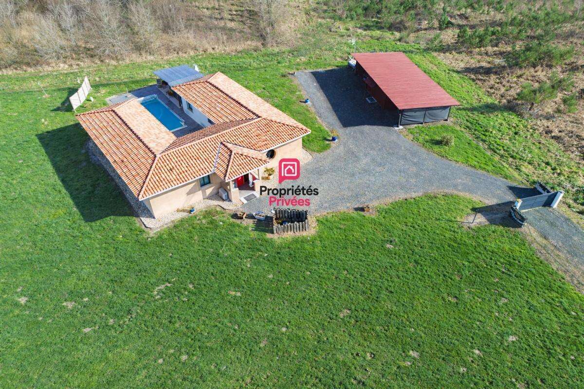 Maison à BAZAS