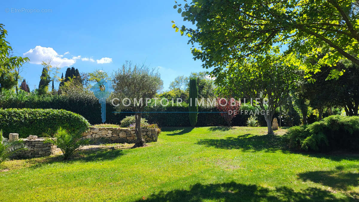 DPT GARD (30), à vendre, UZES proche, maison individuelle type 7, 203m2 habitables, 5 chambres, piscine, garag - photo 22