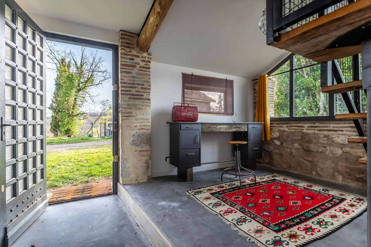 Country house with pool - photo 4