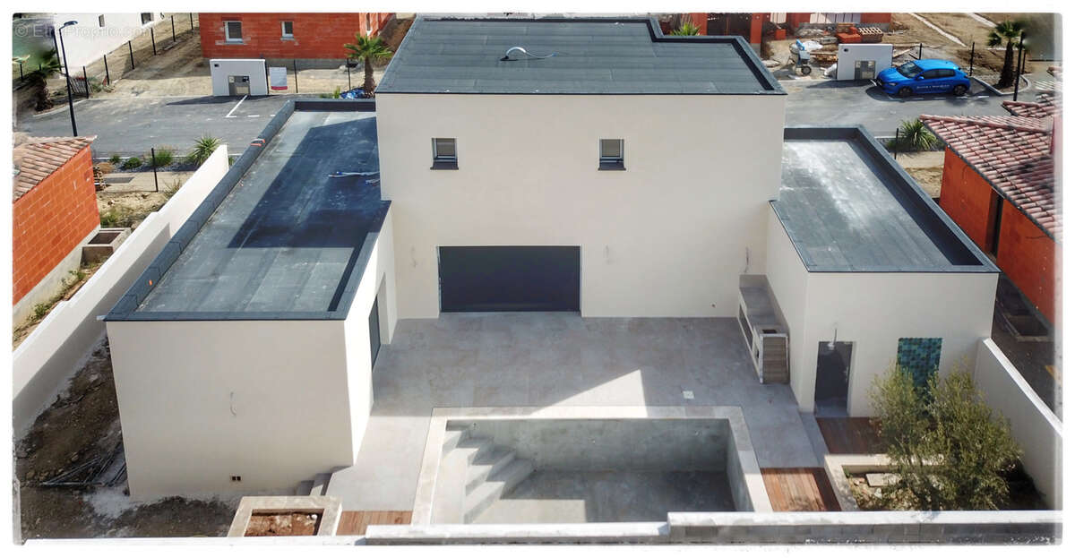 Maison à NEZIGNAN-L&#039;EVEQUE