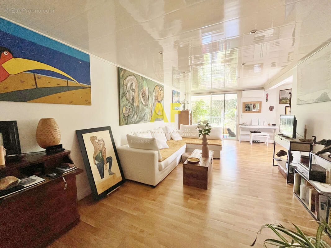Appartement à SAINT-RAPHAEL