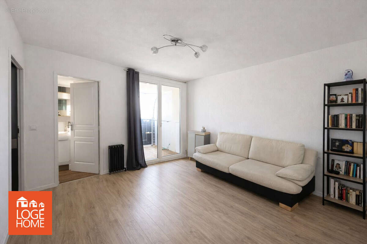 Appartement à WATTIGNIES