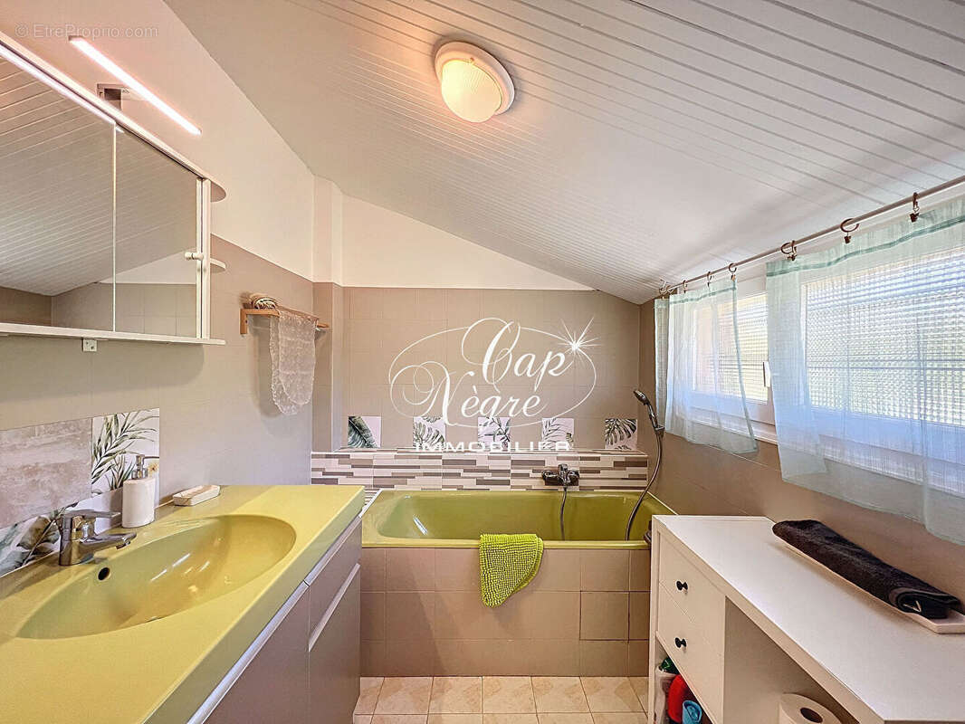 Appartement à LE LAVANDOU