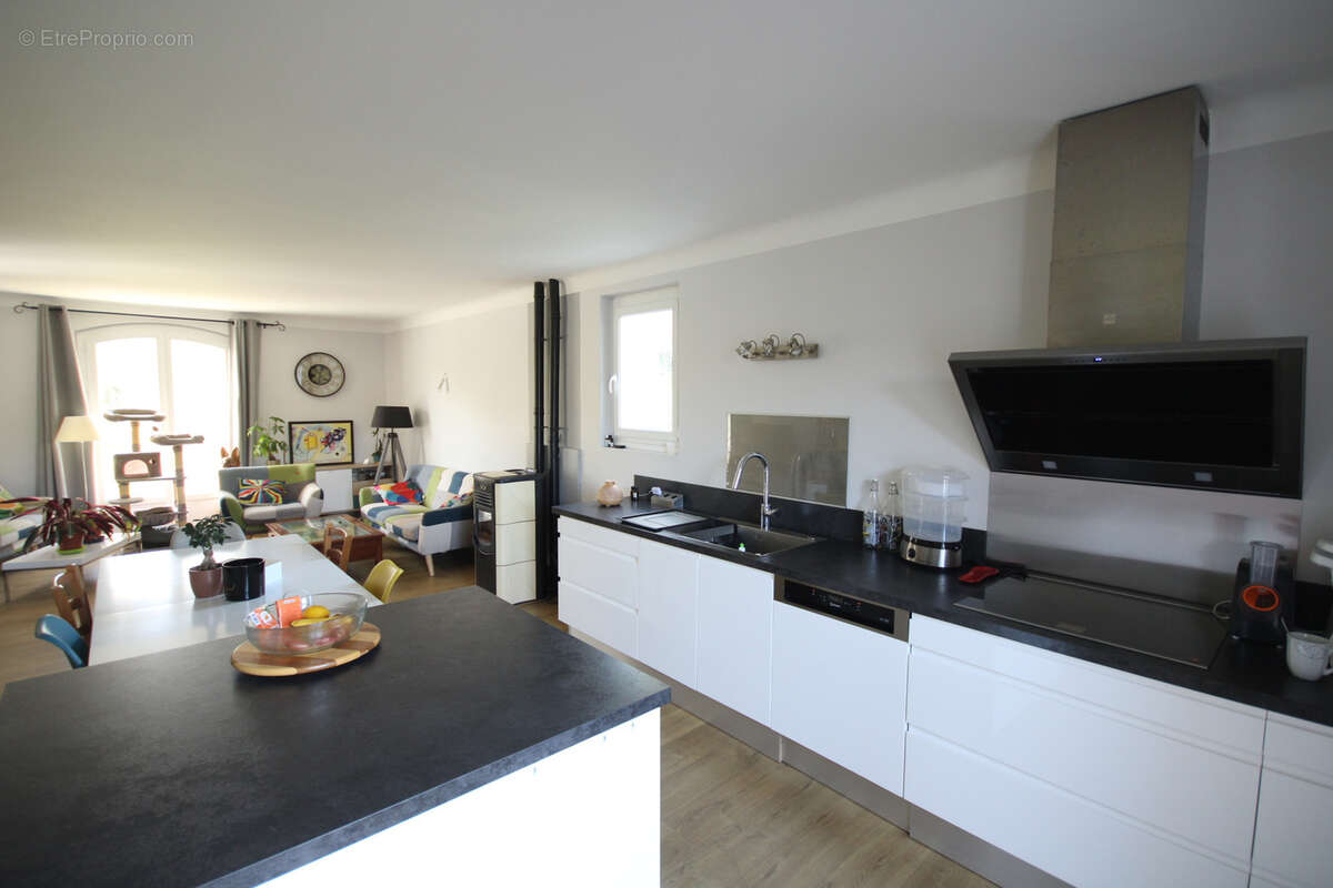 Ensemble immobilier - photo 6