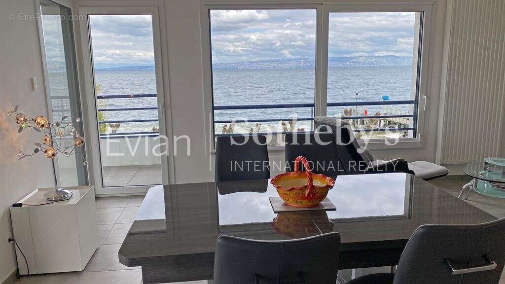 Appartement à EVIAN-LES-BAINS