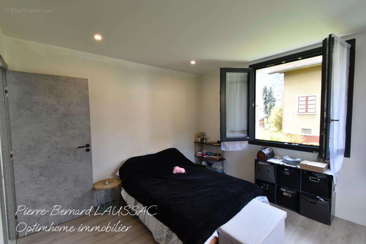 Maison à vendre 5 pièces UGINE (73) - photo 8