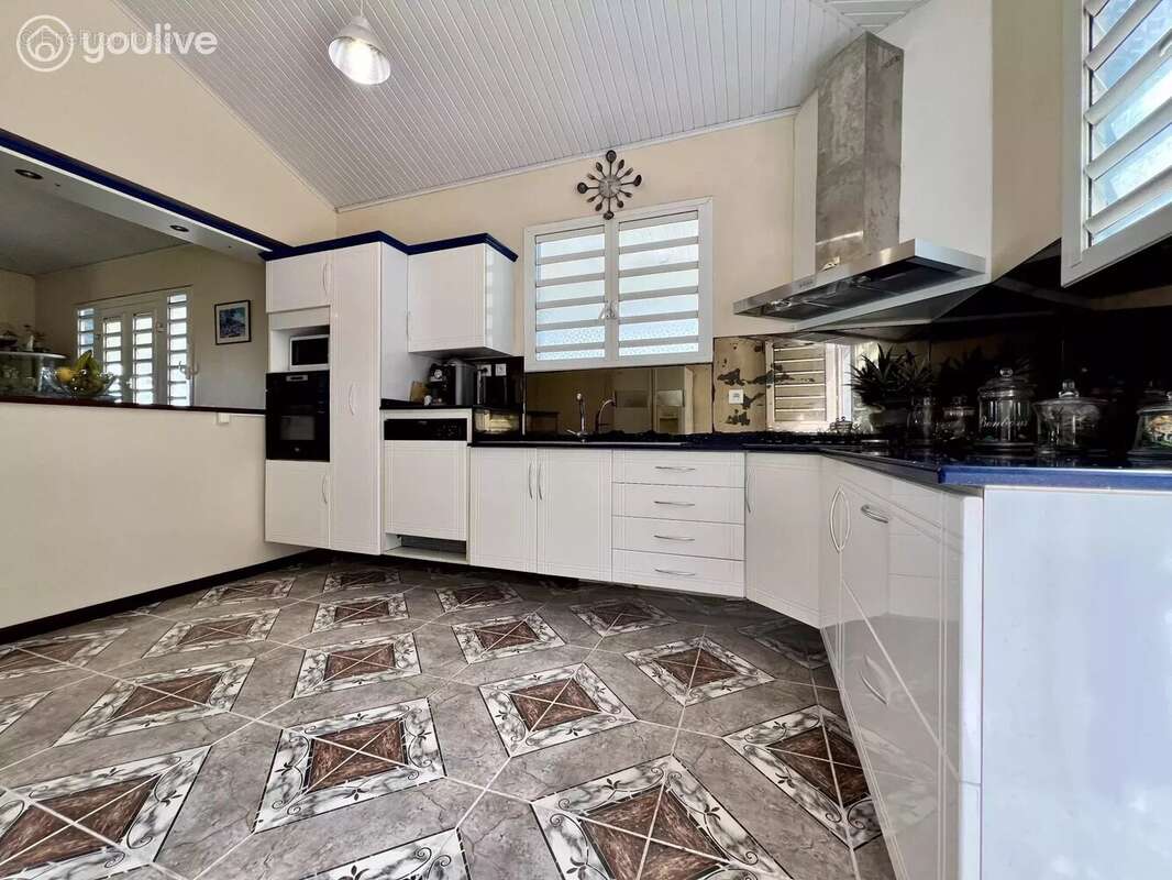 Maison à RIVIERE-SALEE