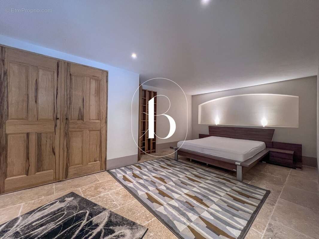 Maison 210 m² à Goudargues  - photo 35