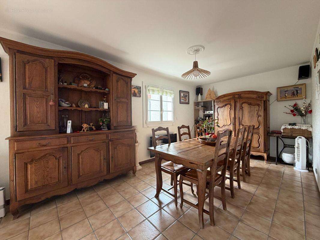 Maison à CHEVIGNY-SAINT-SAUVEUR