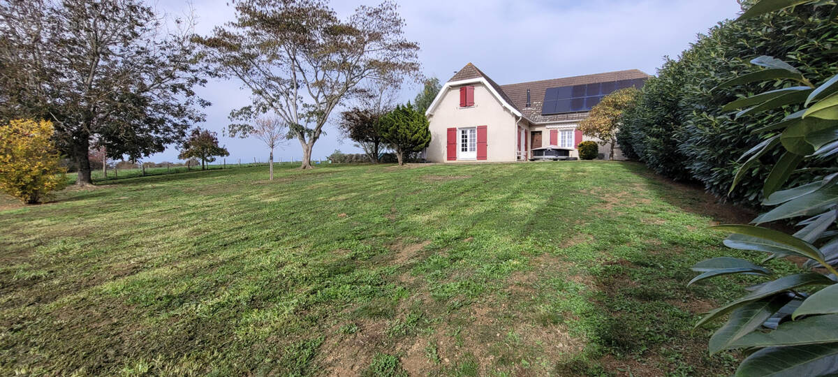 Maison à ARZACQ-ARRAZIGUET