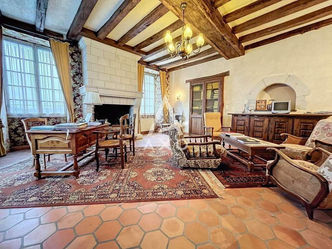 Maison à SAINT-SYLVAIN-D&#039;ANJOU