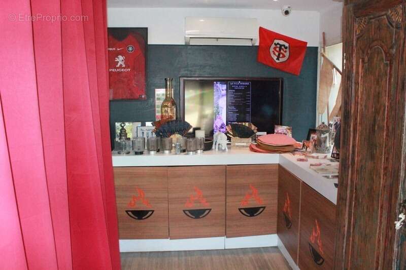 Commerce à LABARTHE-SUR-LEZE