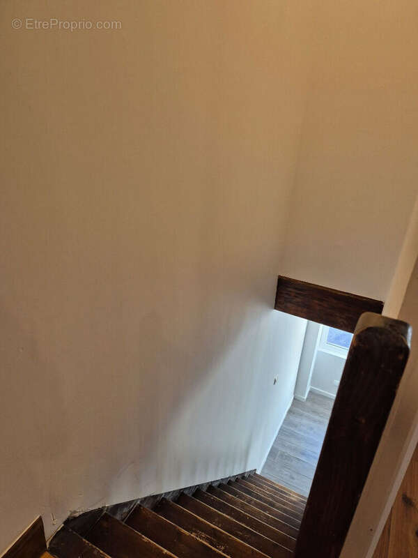 Appartement 70 m² à Saint-Gilles  - photo 8