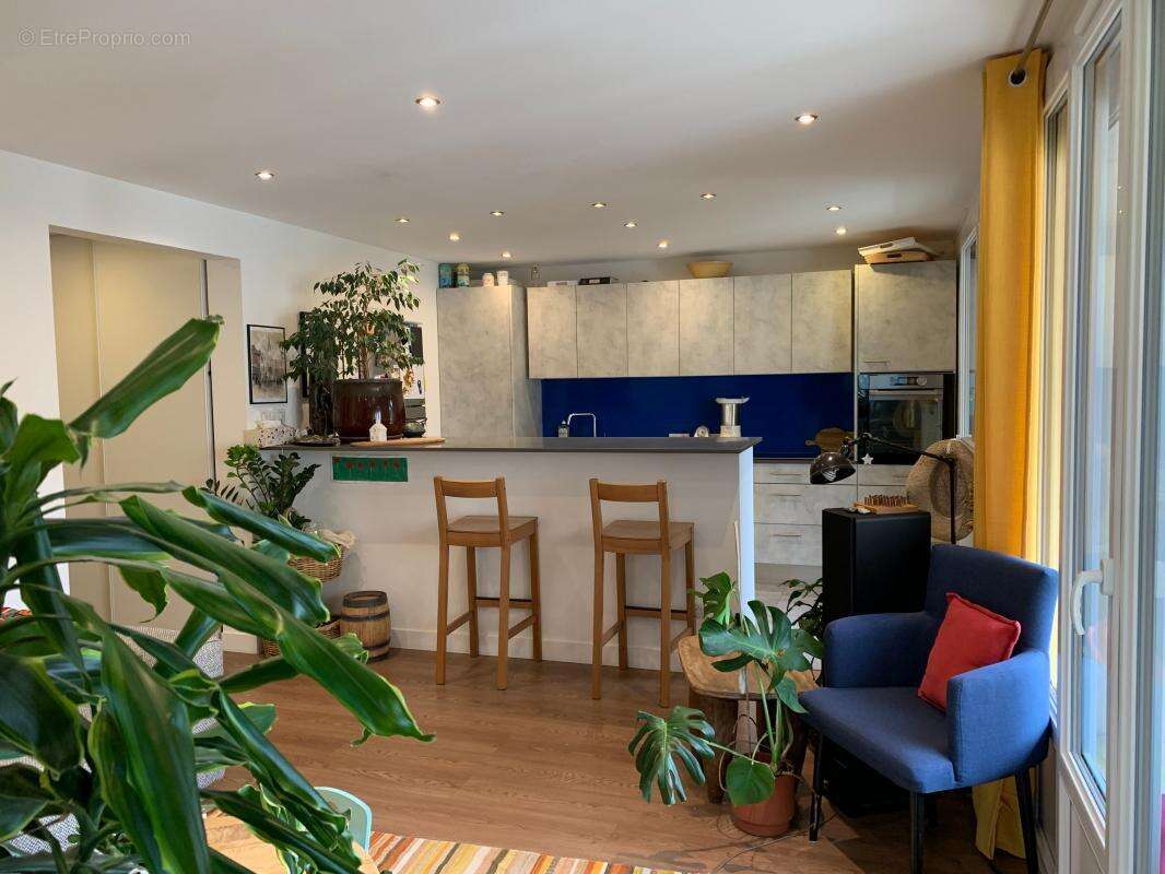 Appartement à FONTAINES-SUR-SAONE