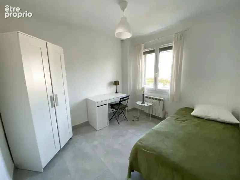 À vendre LAMALGUE   T4 de 75 m2 au dernier étage - photo 4