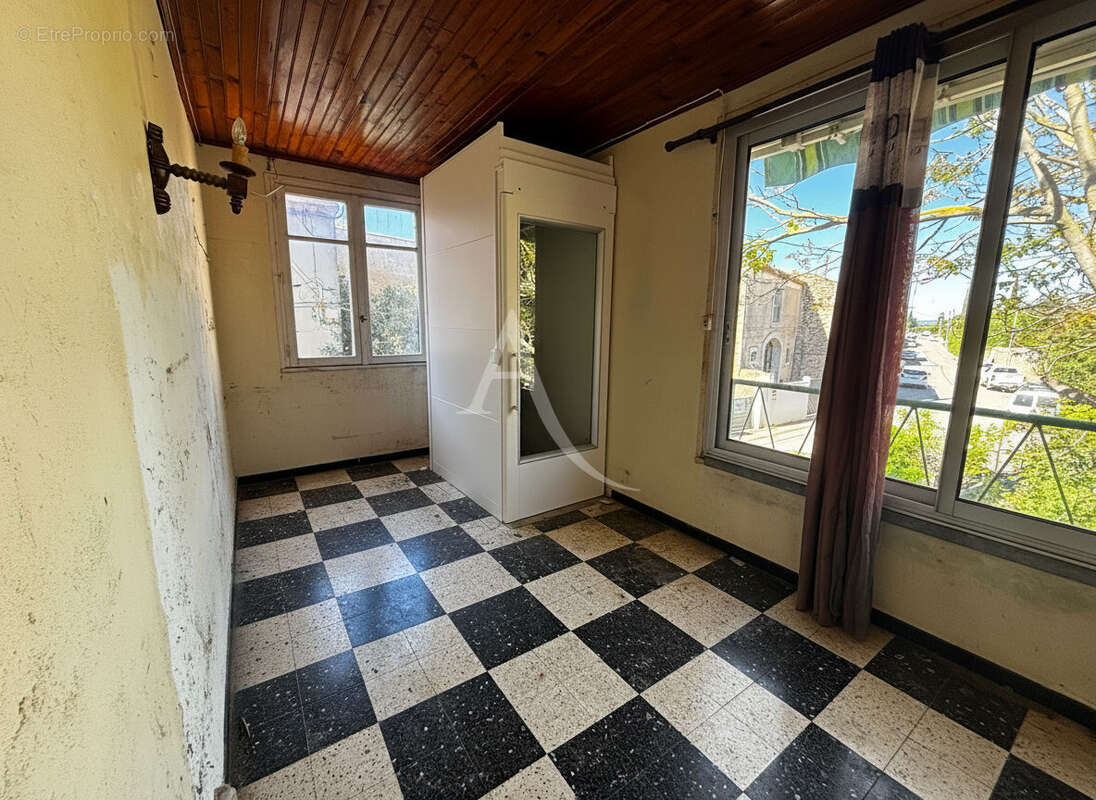 Maison à rénover t4 située entre Narbonne et Lézignan Corbieres - photo 9