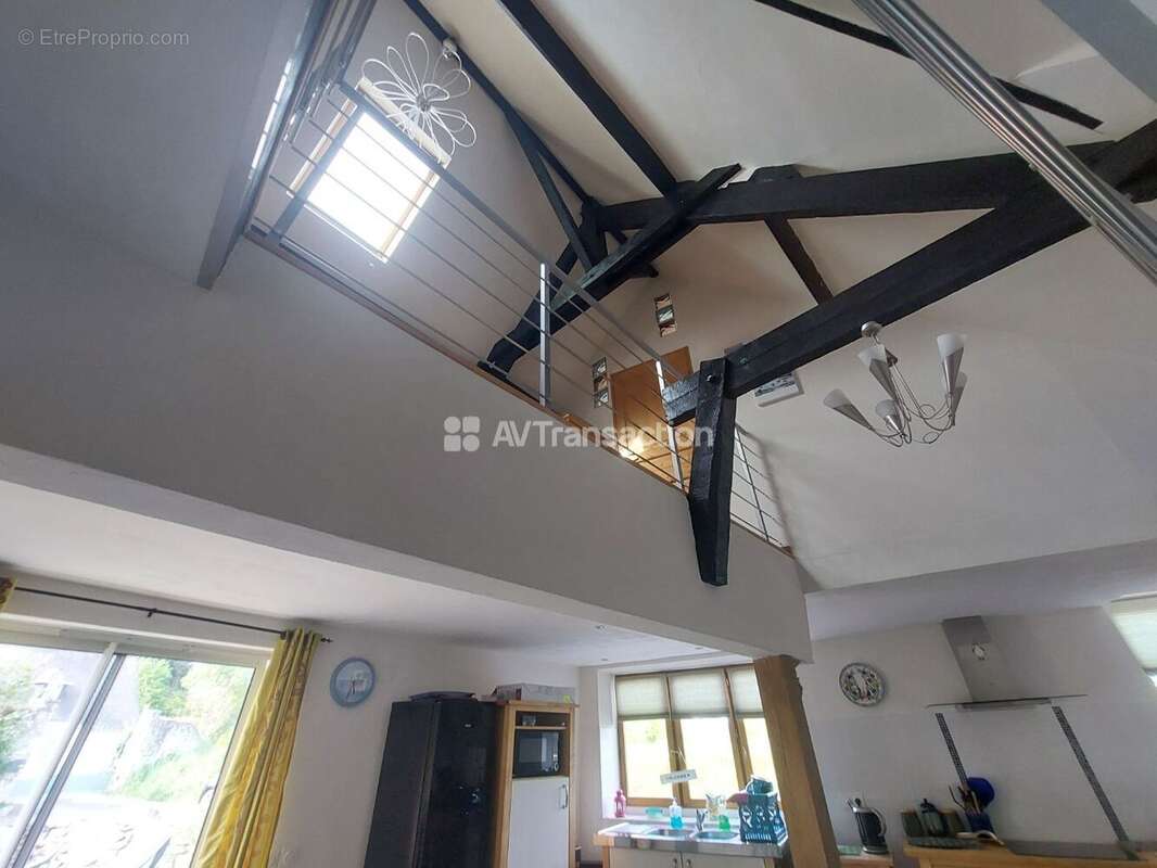 Maison 6 pièces 134 m² à vendre à La Cropte (53170) - photo 18