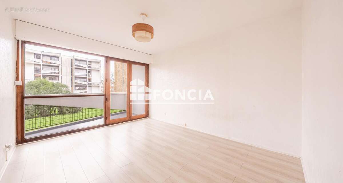 Appartement à PESSAC