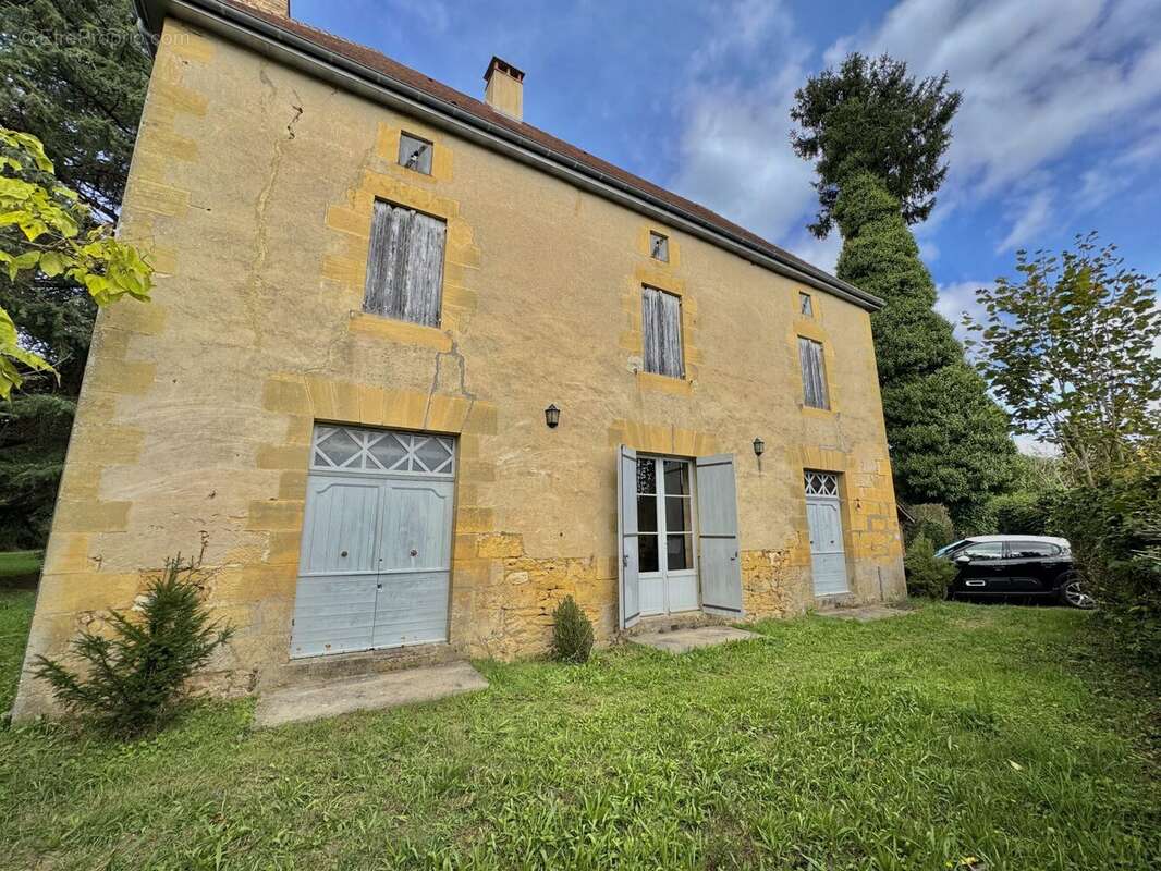 Maison 128 m² à Saint-Vincent-De-Cosse  - photo 3