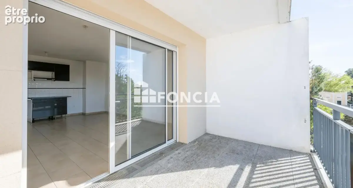 Appartement 3 pièces 63 m² à vendre à Le Haillan (33185) - photo 2