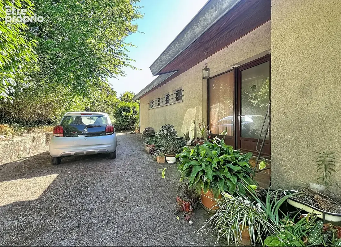 A vendre : maison 6 chambres, environnement verdoyant au calme absolu, proche Cuire - photo 20