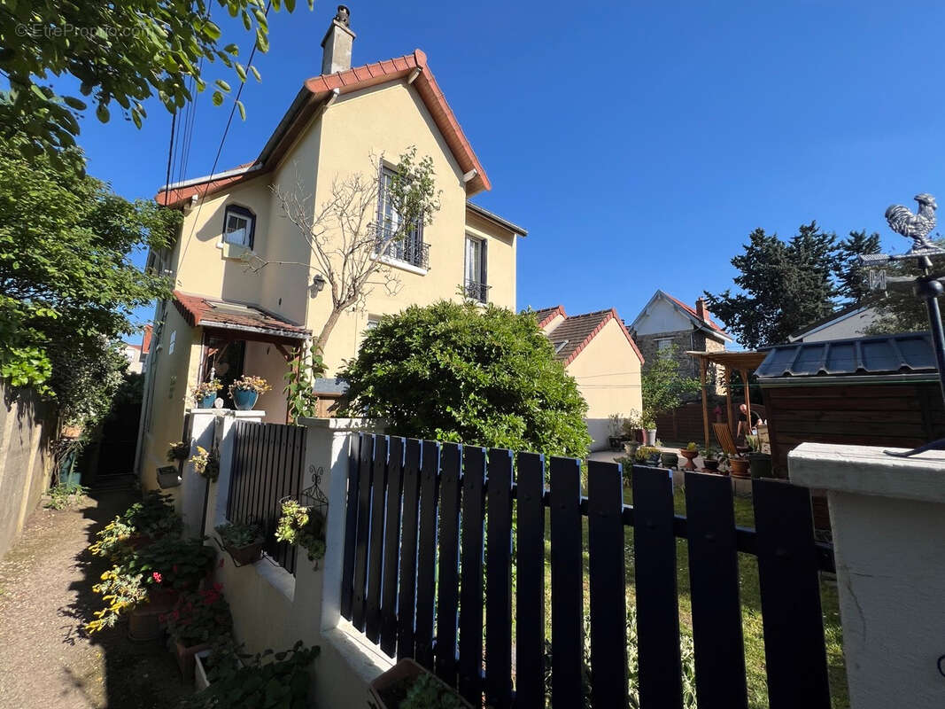Maison à MAISONS-LAFFITTE