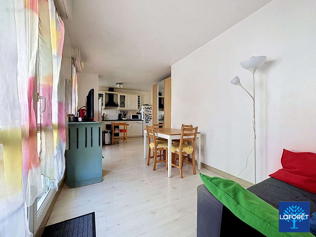 Appartement Neuilly Plaisance 2 pièce(s) 40 m2 - photo 3