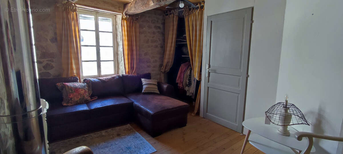 Maison à TOUFFAILLES