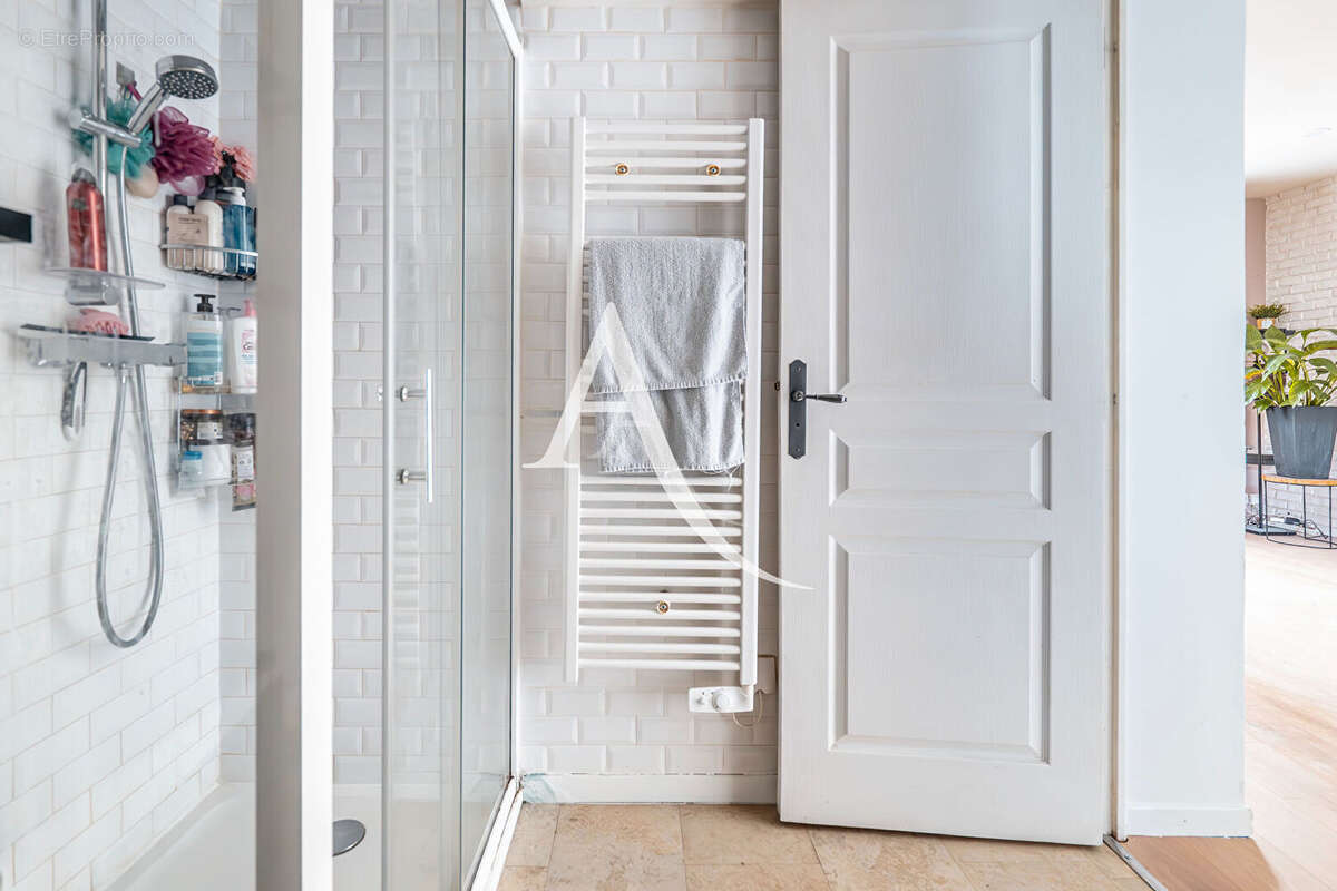 Maison à LIMEIL-BREVANNES