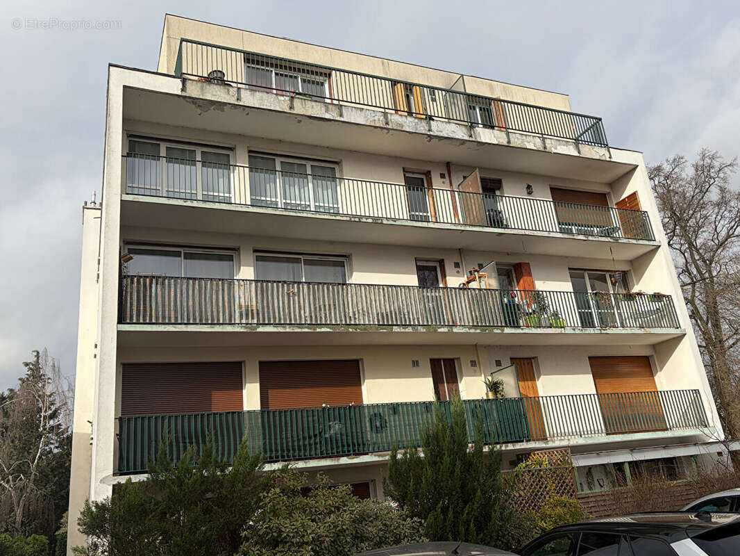 Appartement à EPINAY-SUR-SEINE
