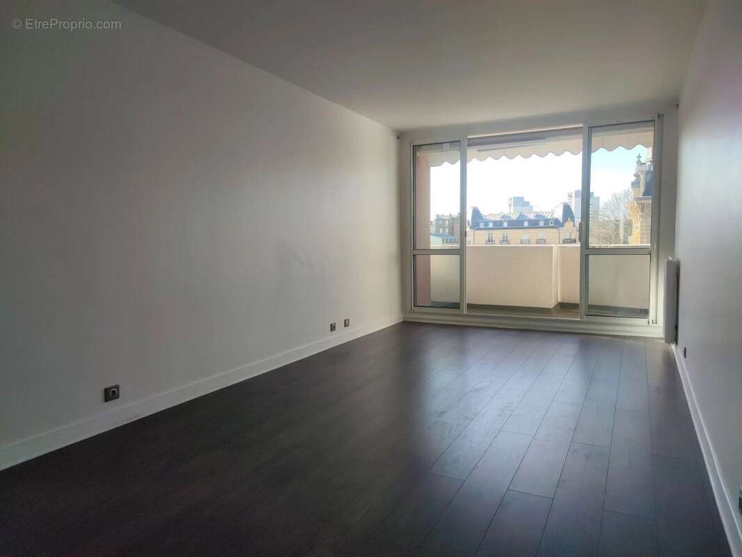 Appartement à COLOMBES