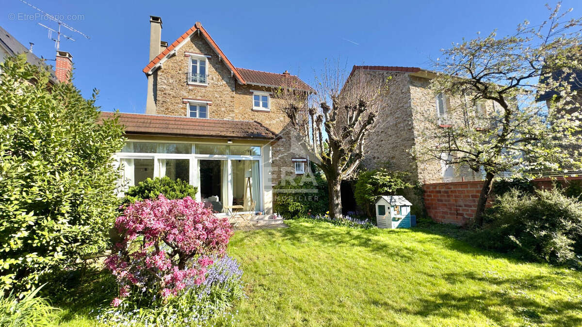 Maison à JUVISY-SUR-ORGE