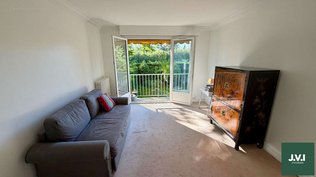 Appartement à ENGHIEN-LES-BAINS