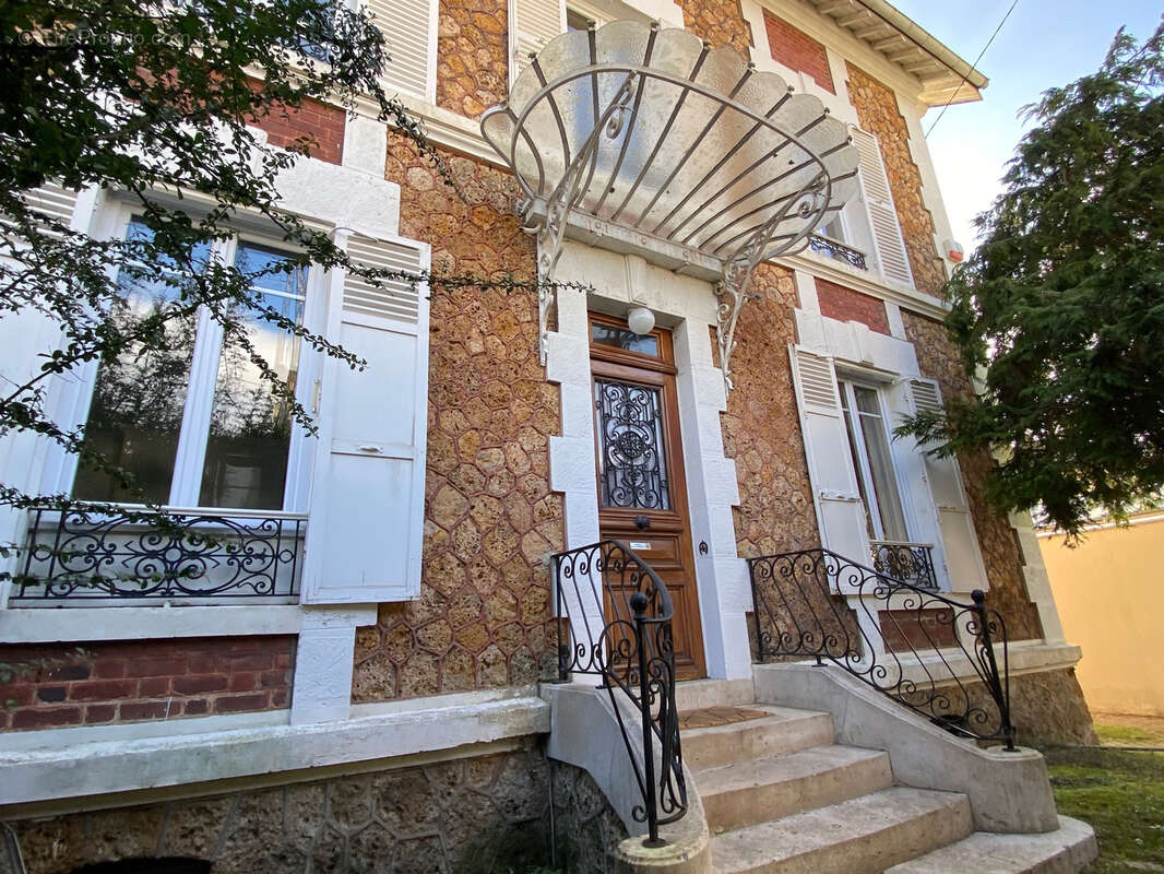 Maison à L&#039;ISLE-ADAM