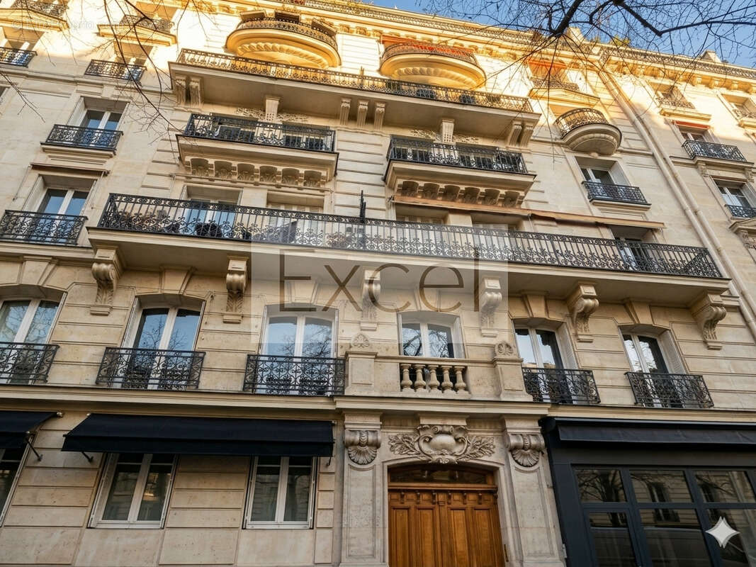 5 pièces - Paris 11ème - Avenue de la République - photo 2