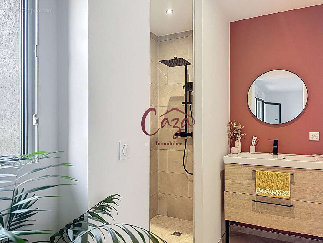 Maison à CAMBLANES-ET-MEYNAC