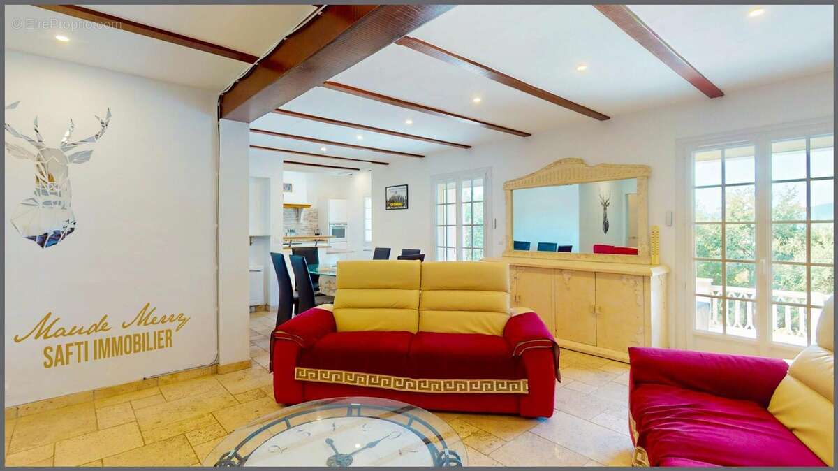 Maison 165 m² à La Roquebrussanne  - photo 7