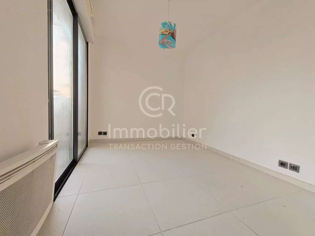 Dernier etage t3 70 m² - residence 2013 - plages 300m - photo 11