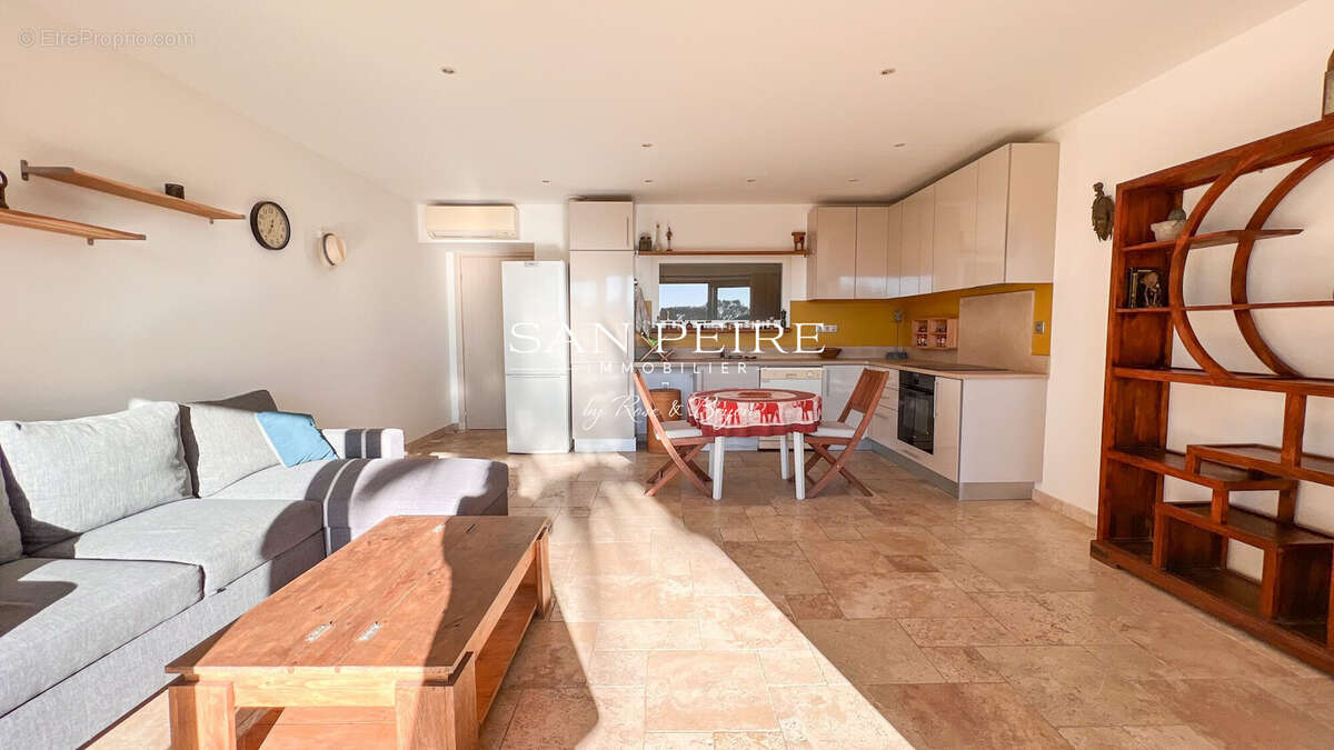 Appartement à LES ISSAMBRES