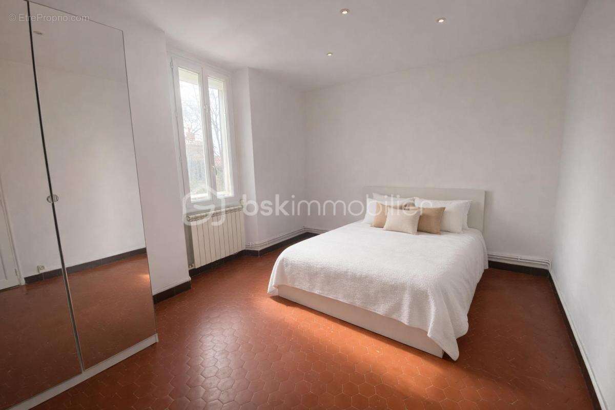 Appartement à MARSEILLE-16E