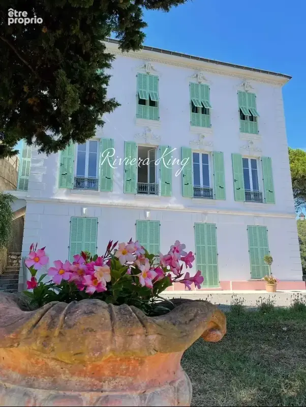 Appartement de Caractère Dans Un Ancien Hôtel Particulier – Vue mer & Extérieur - photo 13