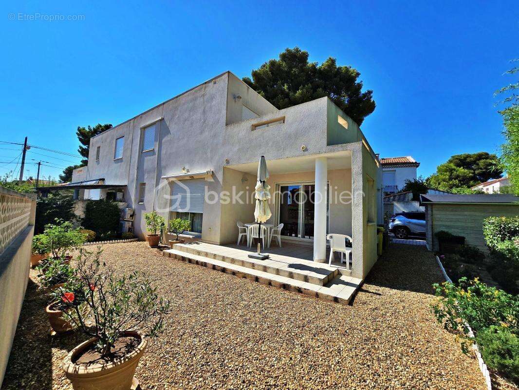 Maison à CARRY-LE-ROUET