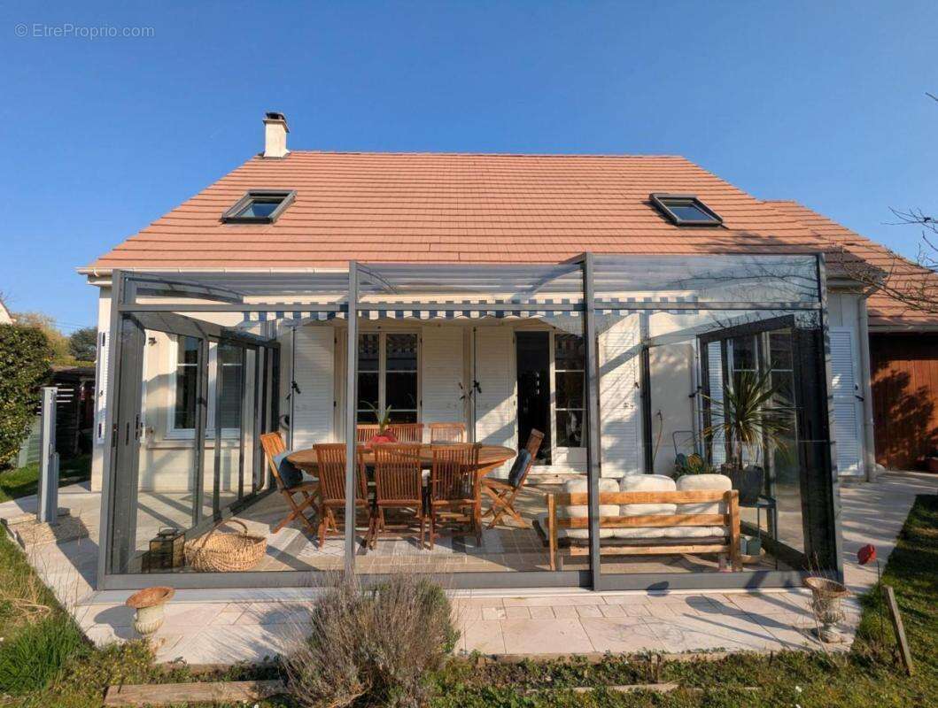 Maison à MAROLLES-EN-HUREPOIX