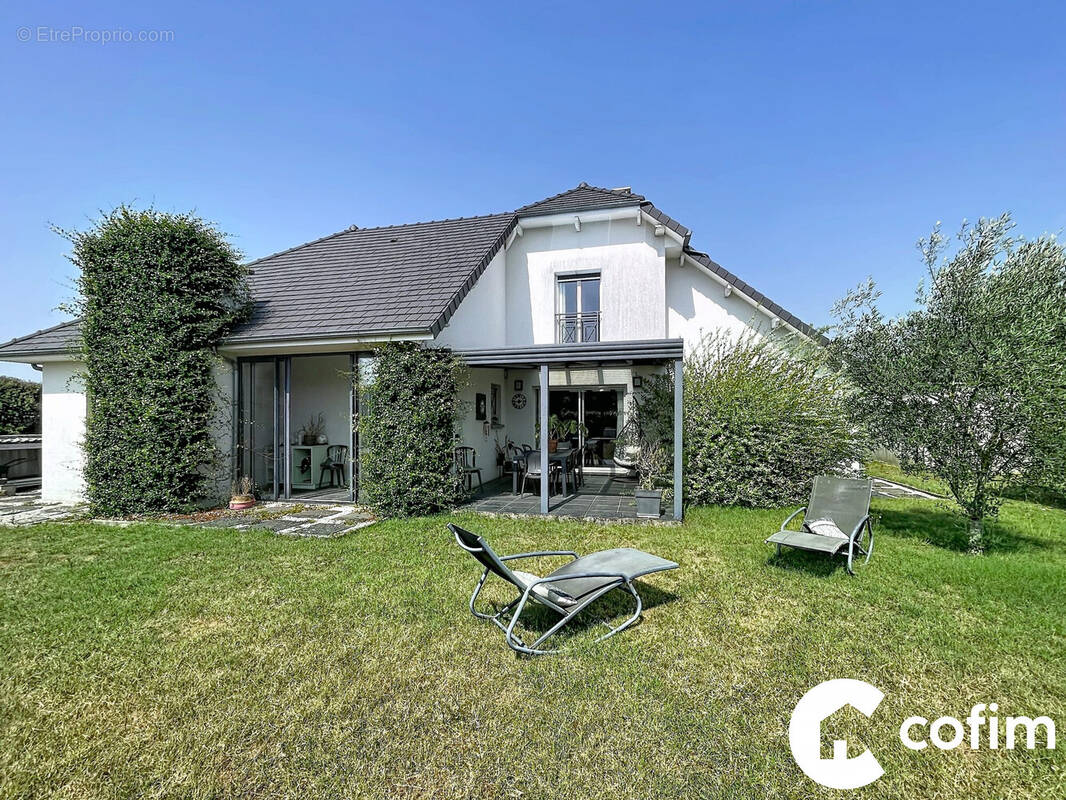 Maison à ASSAT