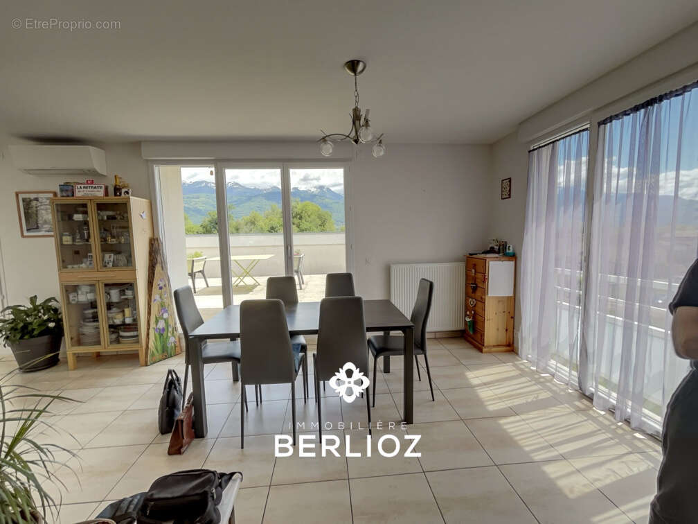Appartement à LUMBIN